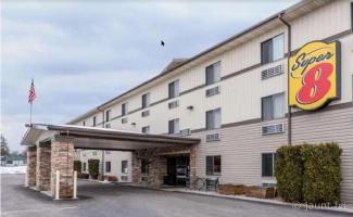 Super 8 to Duck Lake, hey it rhymes