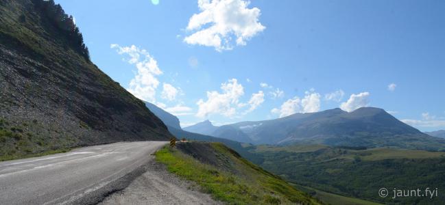 Initial drive of Going to Sun - we took few pictures